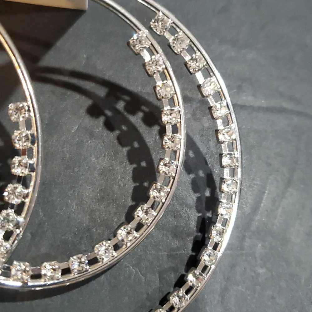 Natasha couture silver tone cz crystal rhinestone trim double hoop earrings new - Picture 4 of 10